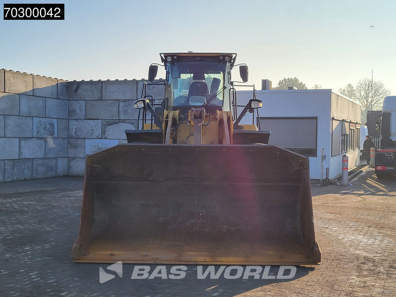 Wheel loader Caterpillar 966 M