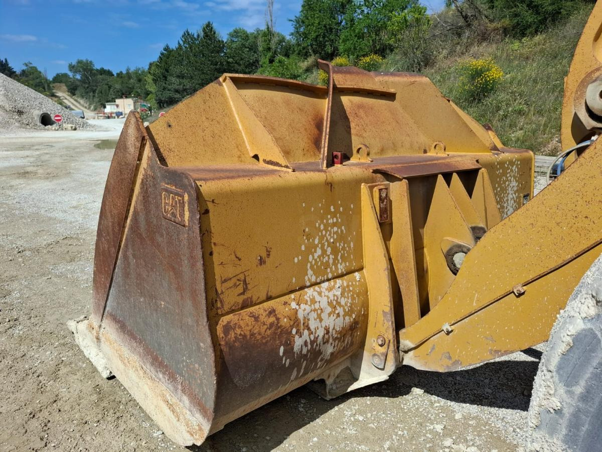Wheel loader Caterpillar 972K