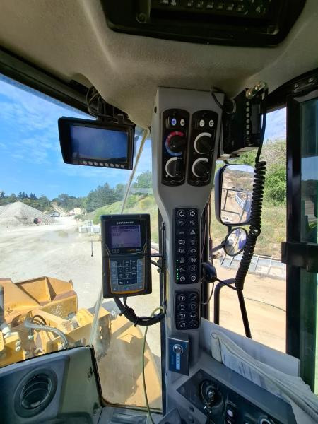 Wheel loader Caterpillar 972K