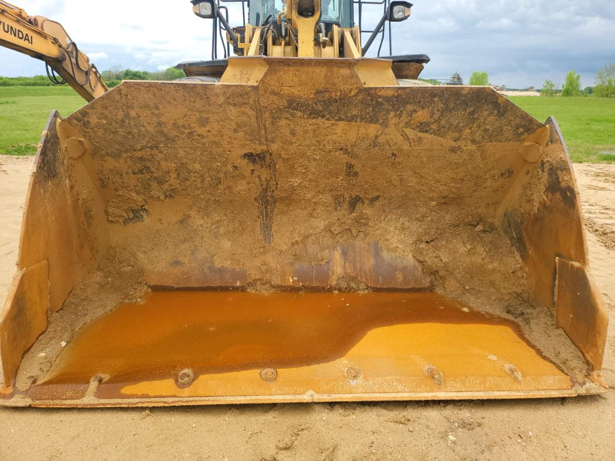 Wheel loader Caterpillar 972K