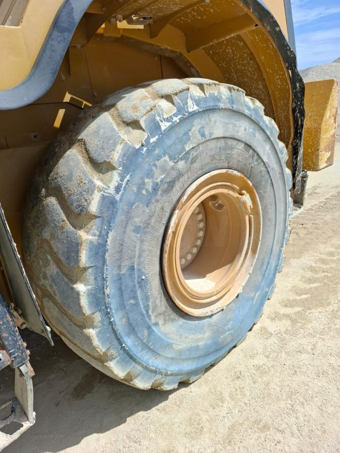 Wheel loader Caterpillar 972K