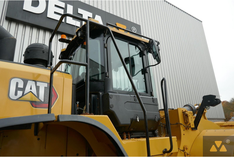Wheel loader Caterpillar 972M