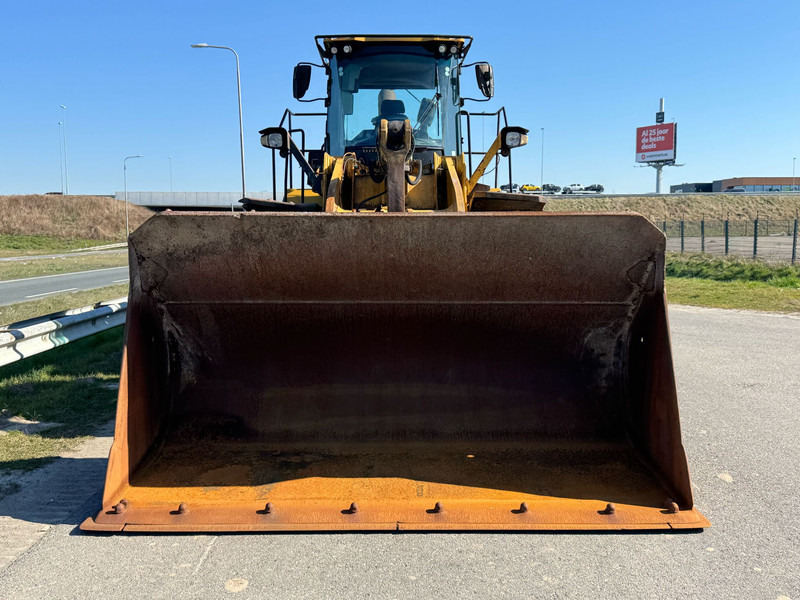 Wheel loader Caterpillar 972M