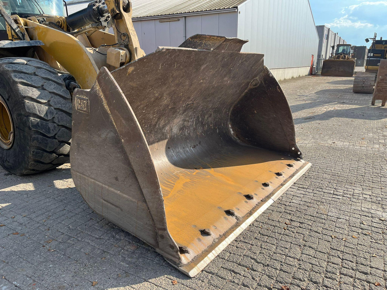 Wheel loader Caterpillar 972M