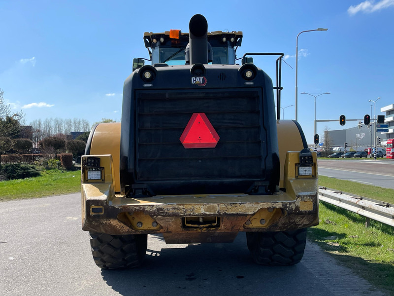 Wheel loader Caterpillar 972M XE - CE / new tires / new bucket edge