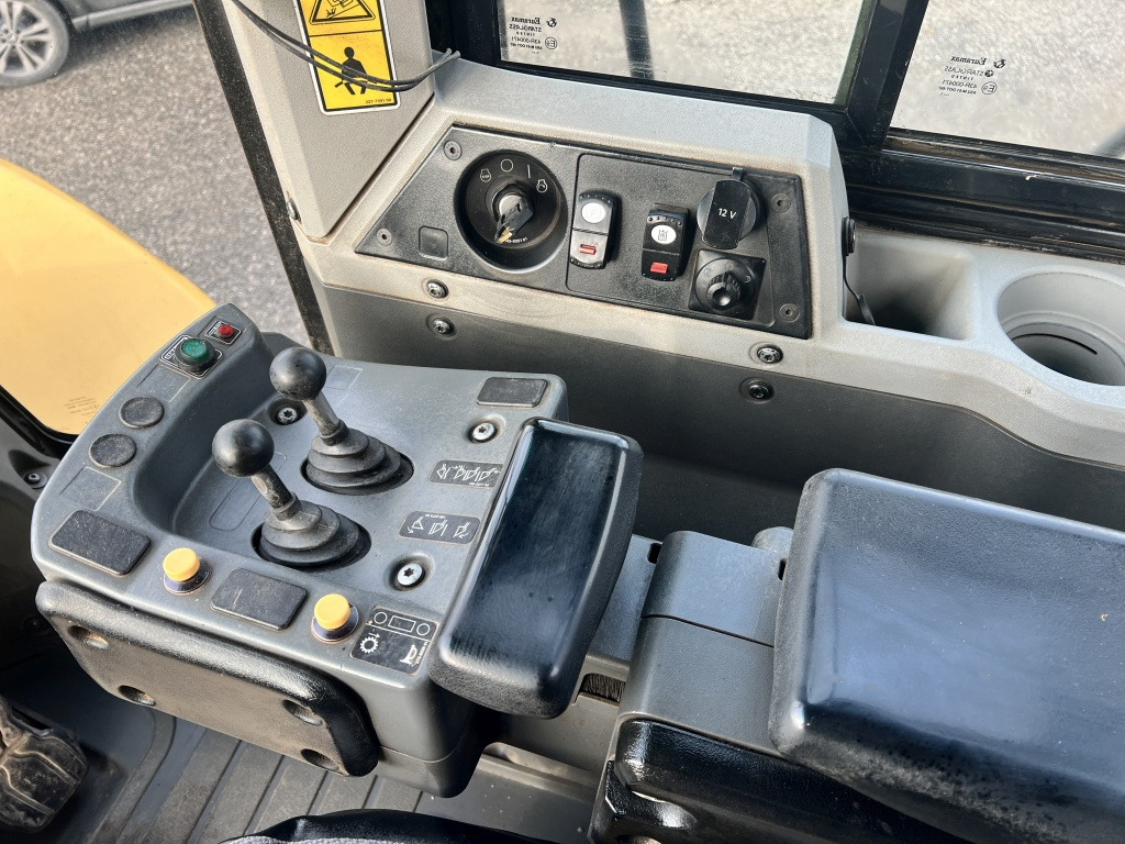 Wheel loader Caterpillar 972 K (111424)