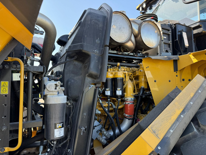 Wheel loader Caterpillar 980