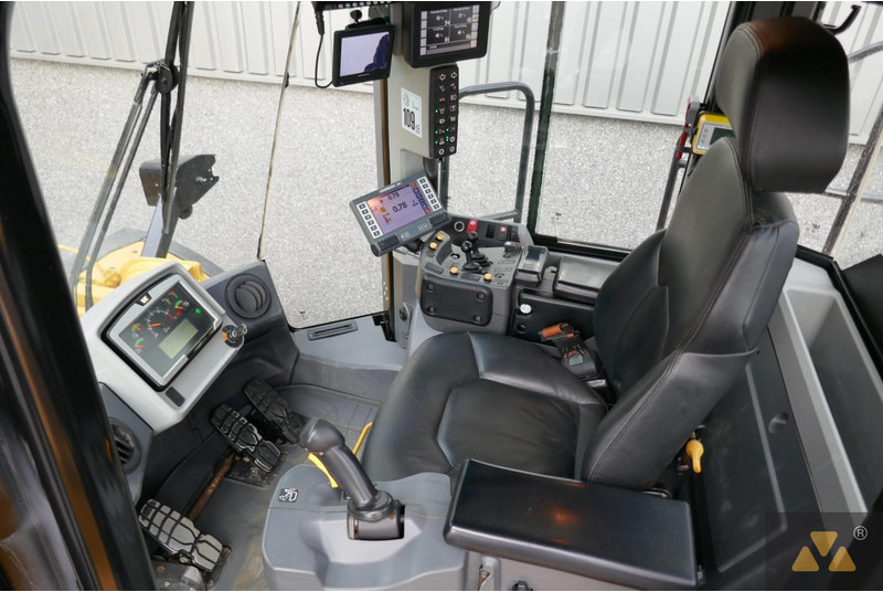 Wheel loader Caterpillar 980M