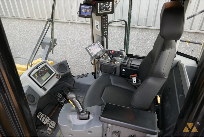 Wheel loader Caterpillar 980M