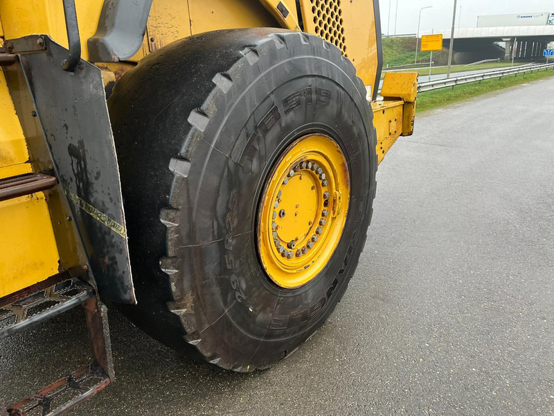 Wheel loader Caterpillar 980M