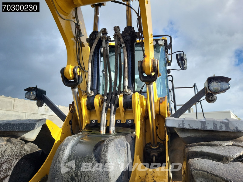Wheel loader Caterpillar 980 M