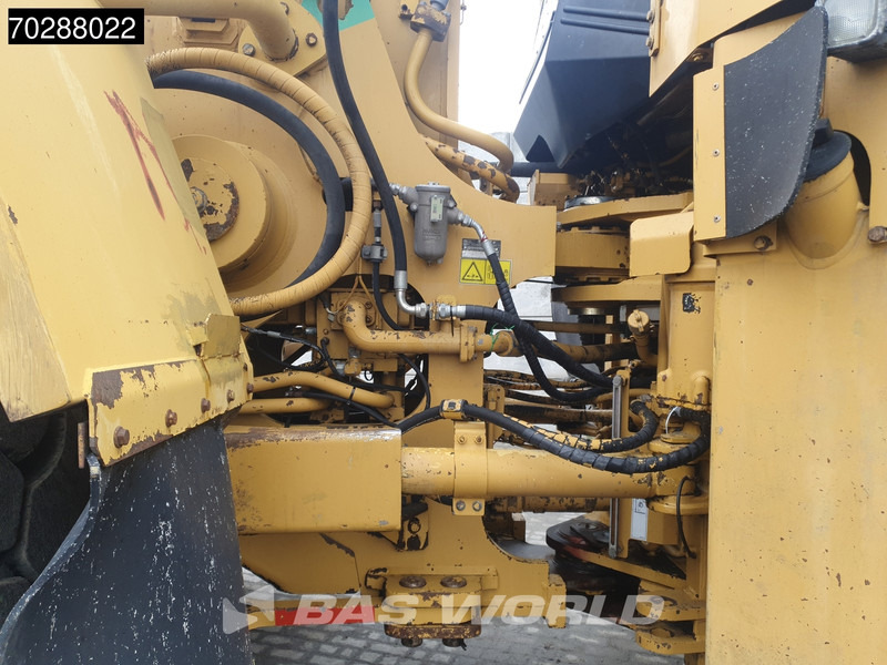 Wheel loader Caterpillar 988 H