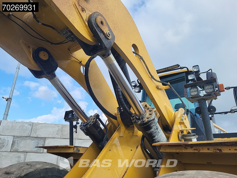 Wheel loader Caterpillar 988 K