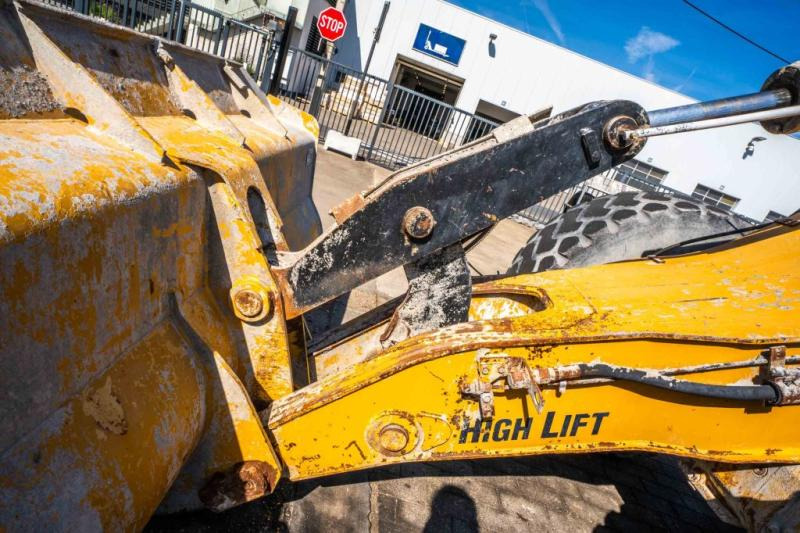 Wheel loader Caterpillar CAT 924G // GODET 3m3