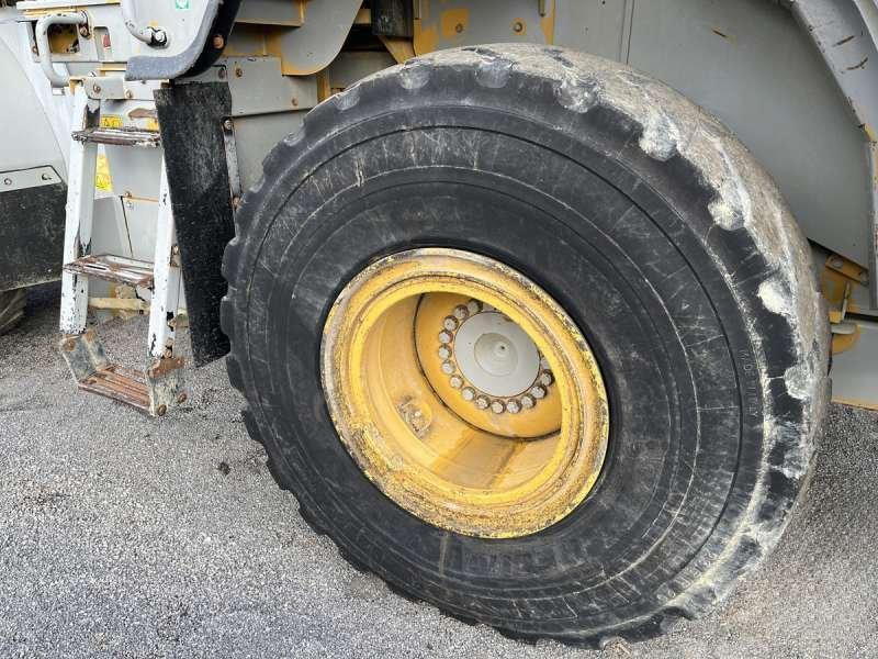 Wheel loader Caterpillar Chargeur sur Pneus 962K