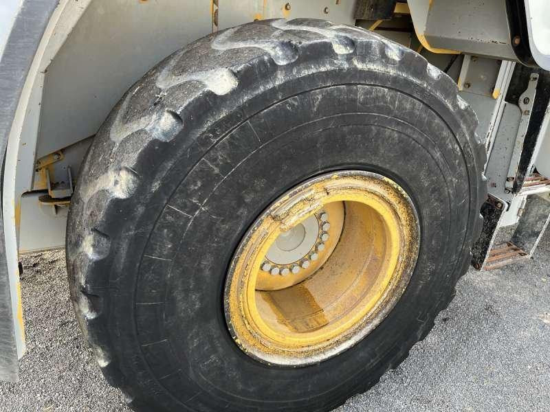 Wheel loader Caterpillar Chargeur sur Pneus 962K