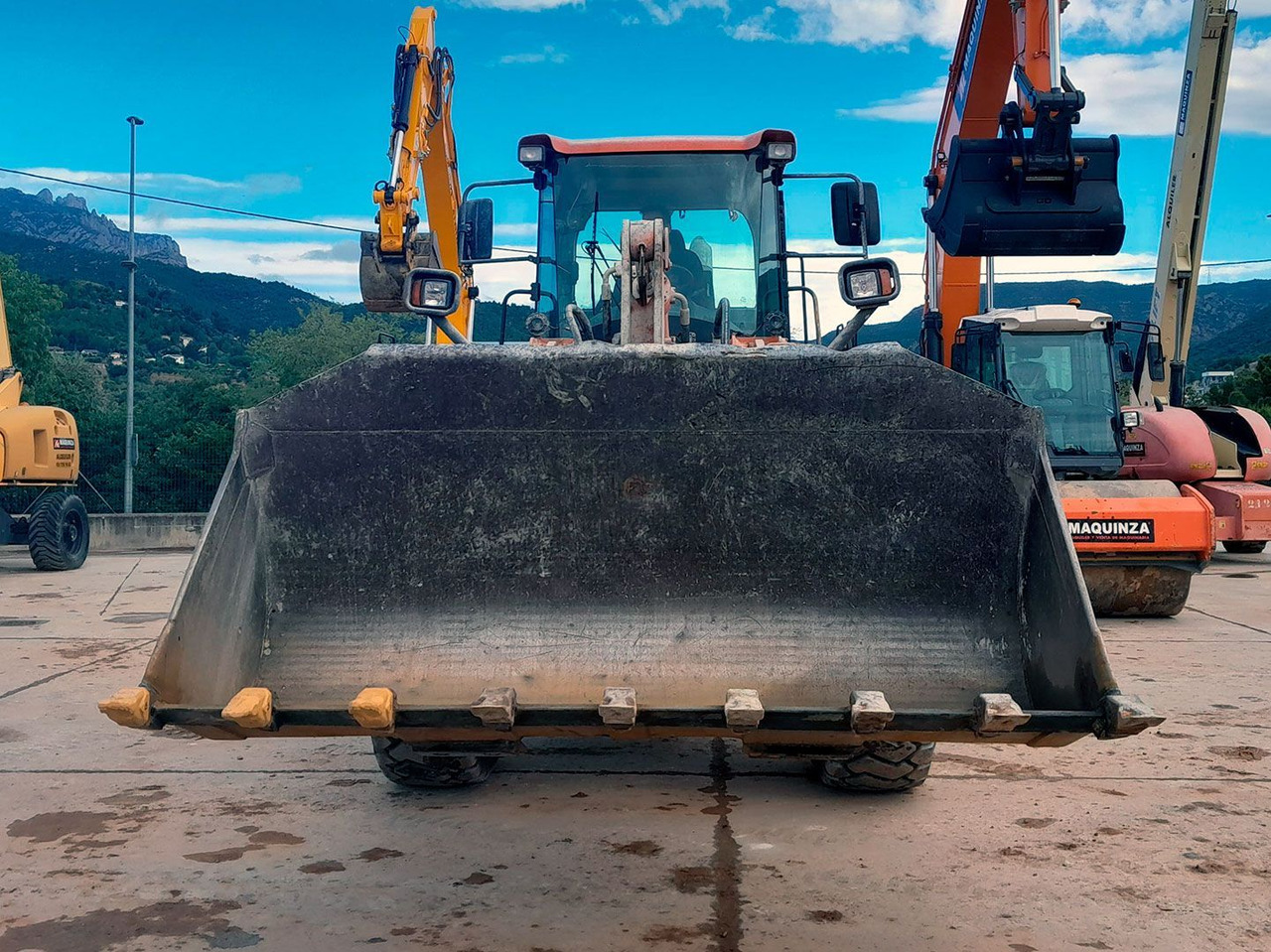 Wheel loader DOOSAN DL250-3