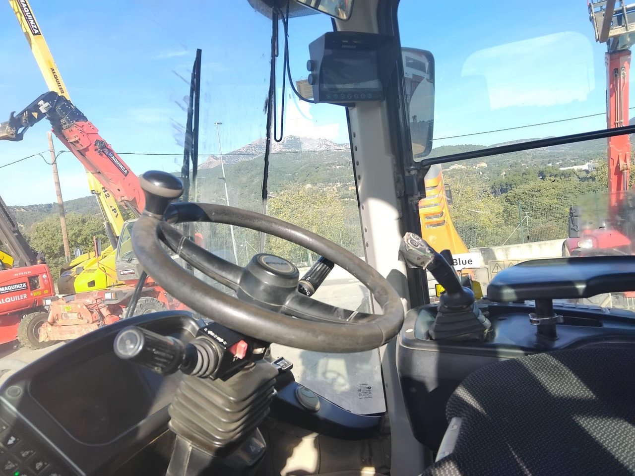 Wheel loader DOOSAN DL250-5