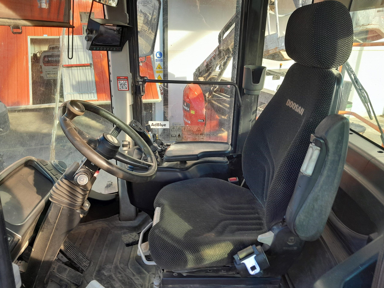 Wheel loader DOOSAN DL300 L/AUX