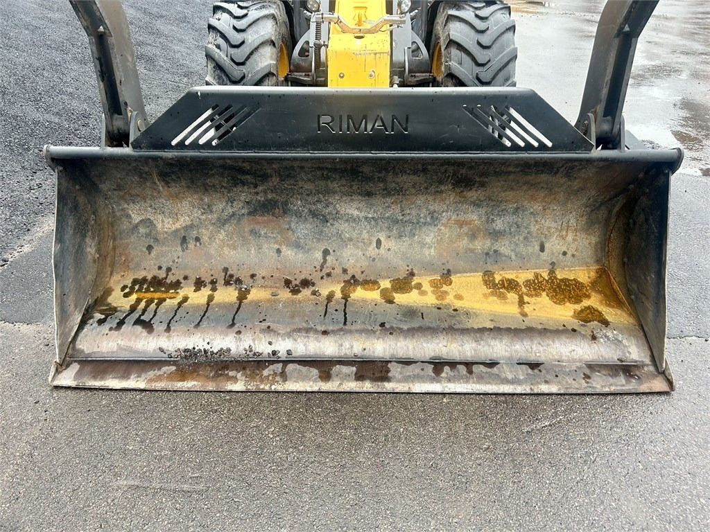 Wheel loader Dieci Agri Pivot T80 MONITOIMIKAUHALLA
