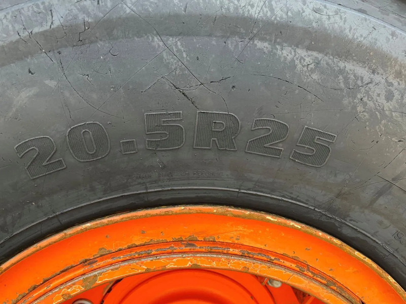 Wheel loader Doosan DL250