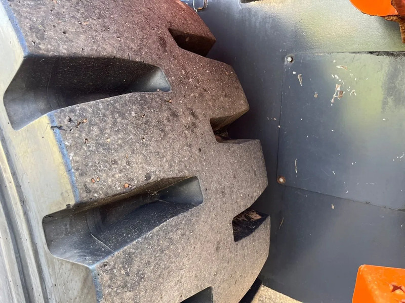 Wheel loader Doosan DL250