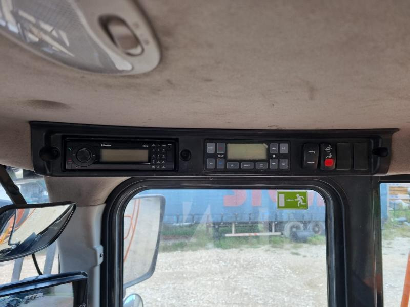 Wheel loader Doosan DL300