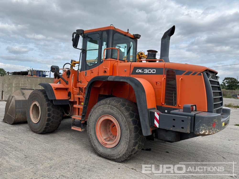 Wheel loader Doosan DL300