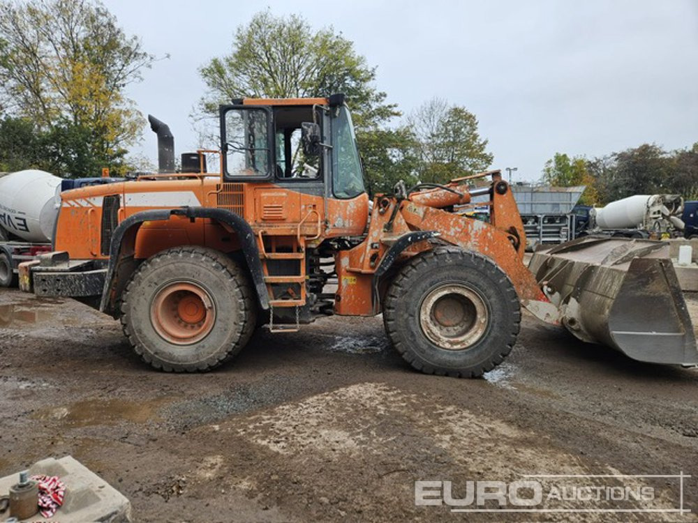 Wheel loader Doosan DL300