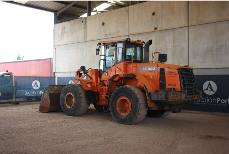 Wheel loader Doosan DL300 Series III