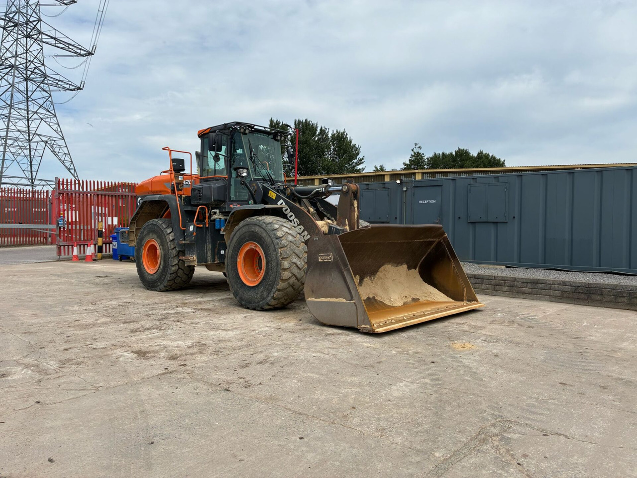 Wheel loader Doosan DL420
