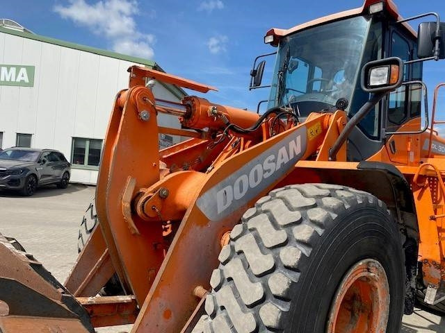 Wheel loader Doosan DL 300-3 (12005349)