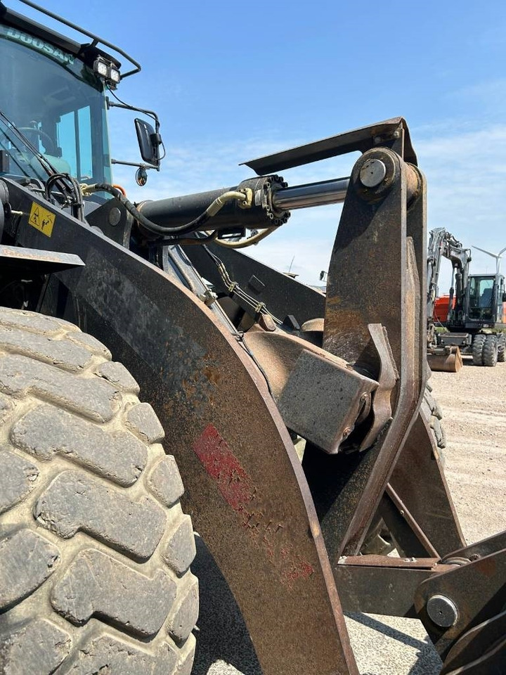 Wheel loader Doosan DL 420-7 (CDC)