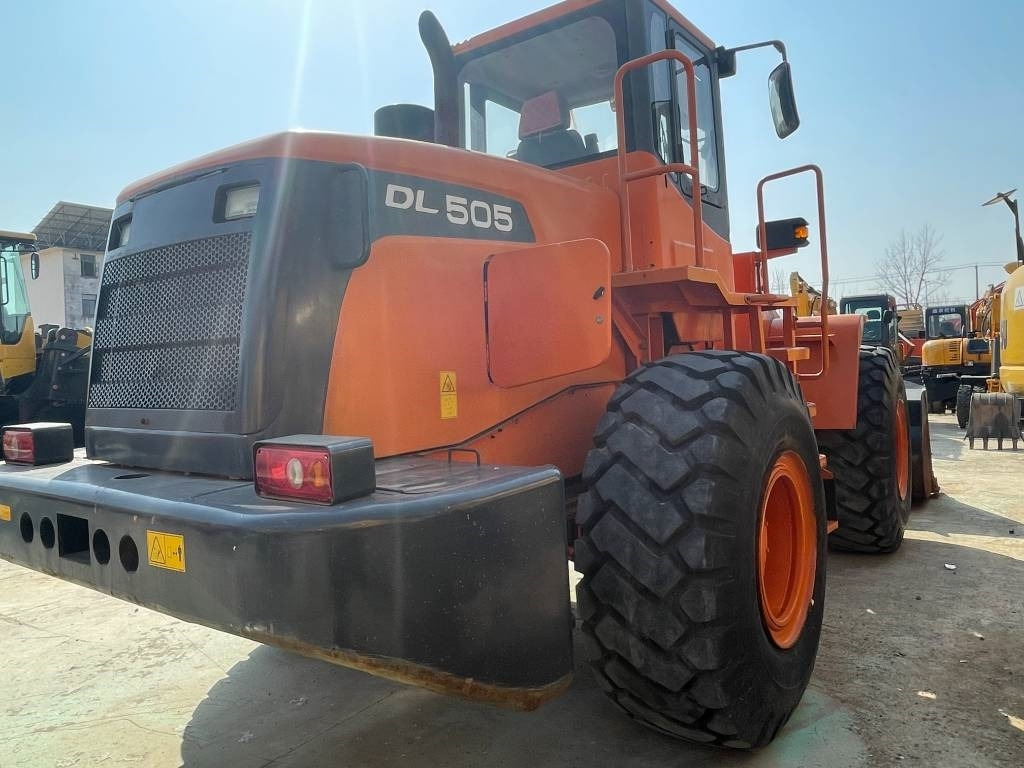 Wheel loader Doosan DL 505