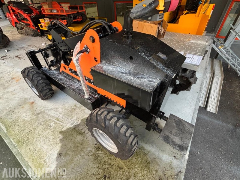 Wheel loader ELEKTRISK HJULLASTER. 1T LØFTEKAPASITET. MANUEL OG RADIOSTYRT