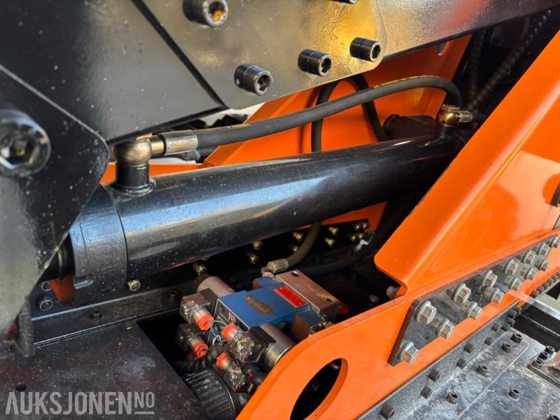 Wheel loader ELEKTRISK HJULLASTER. 1T LØFTEKAPASITET. MANUEL OG RADIOSTYRT