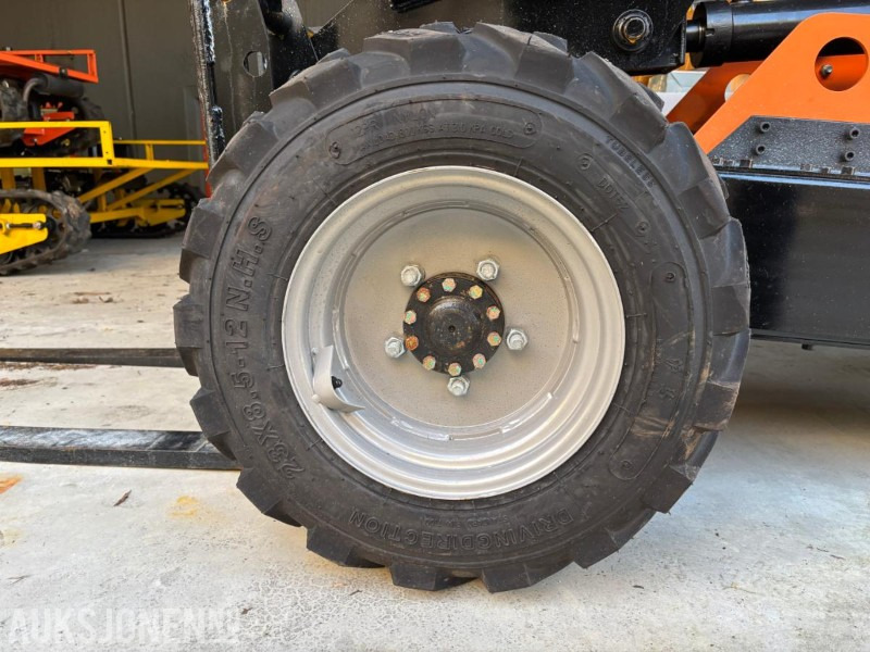 Wheel loader ELEKTRISK HJULLASTER. 1T LØFTEKAPASITET. MANUEL OG RADIOSTYRT