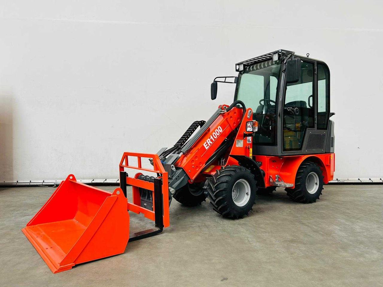 Wheel loader EVERUN - 2025 - ER1000 - TELESCOPIC ARTICULATED WHEEL LOADER KUBOTA EURO5