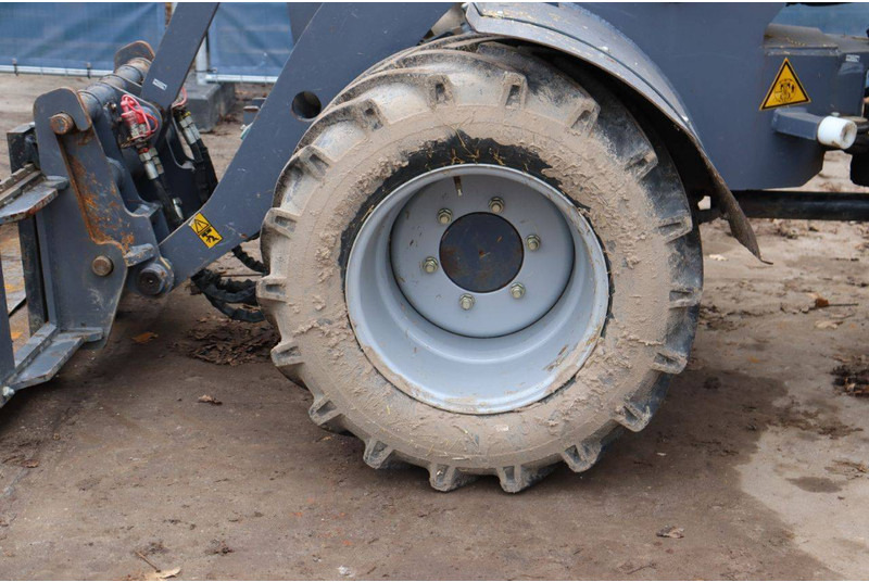 Wheel loader Eurotrac W12F