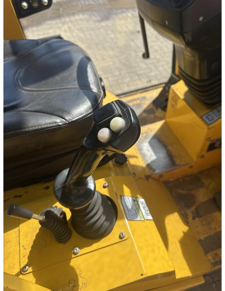 Wheel loader Eurotrac W13 CF