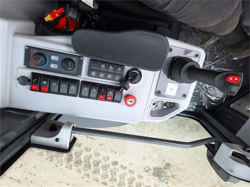 Wheel loader Eurotrac WL18