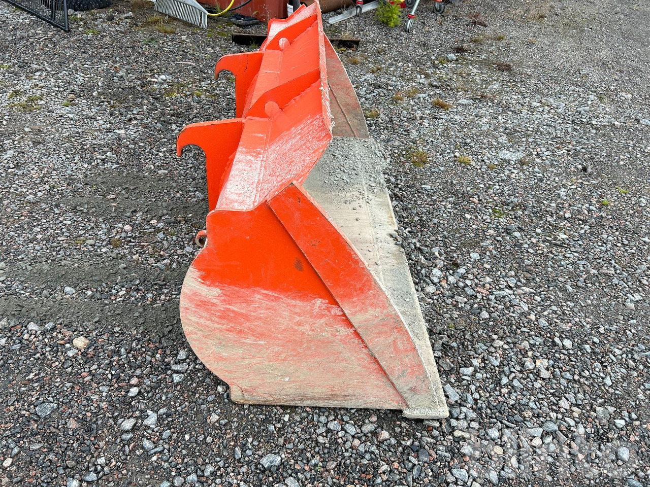 Wheel loader Everun ER12 med gafflar och planeringskopa