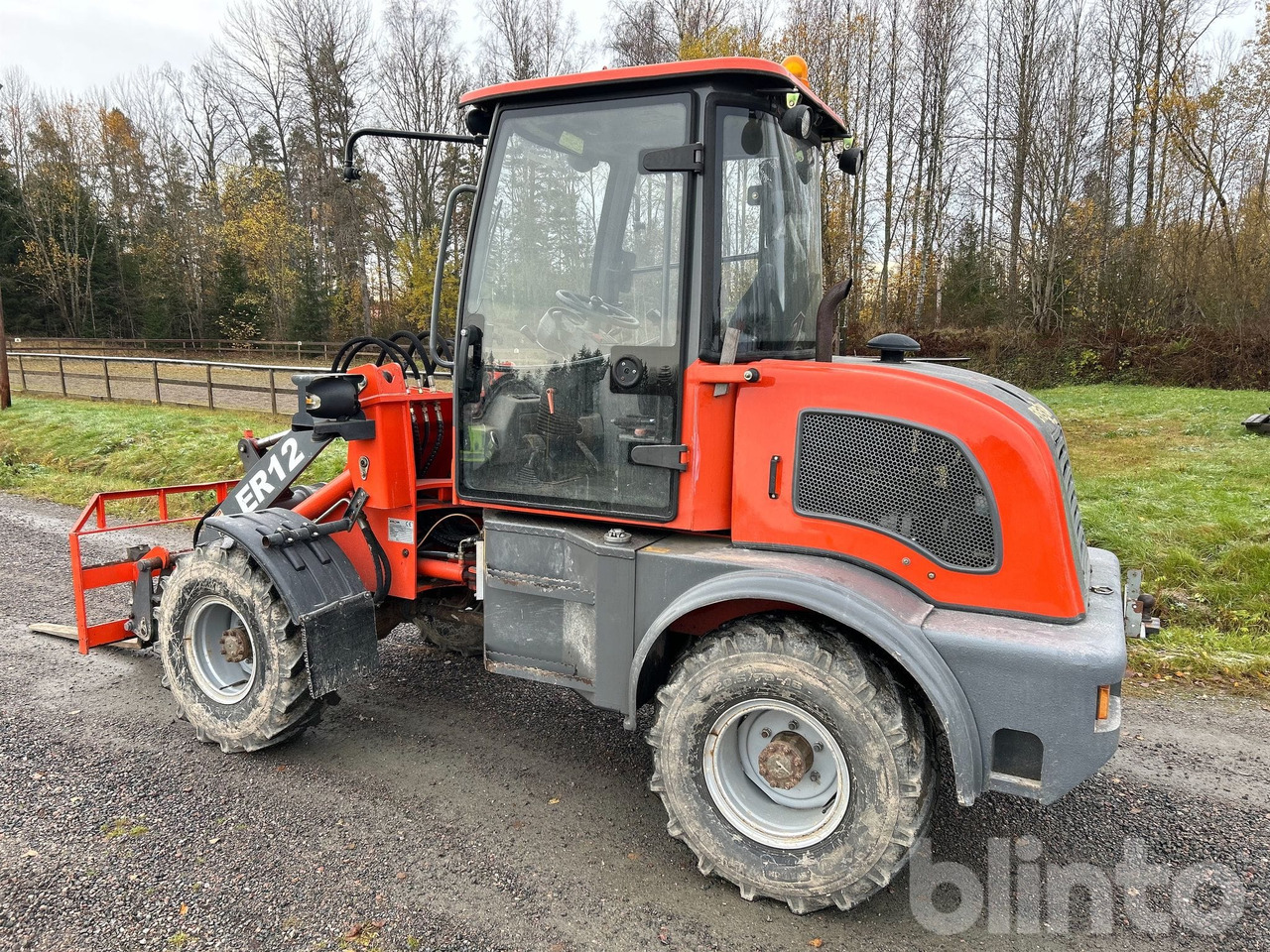 Wheel loader Everun ER12 med gafflar och planeringskopa