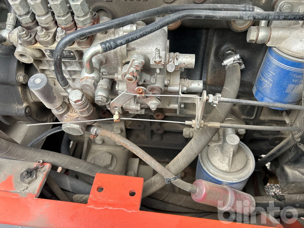 Wheel loader Everun ER12 med gafflar och planeringskopa