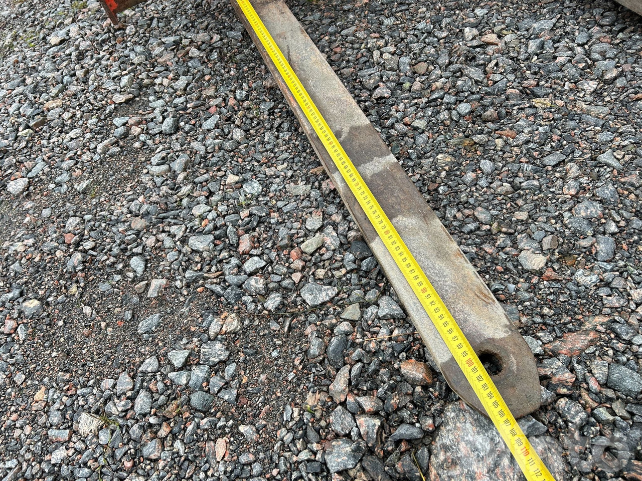 Wheel loader Everun ER12 med gafflar och planeringskopa