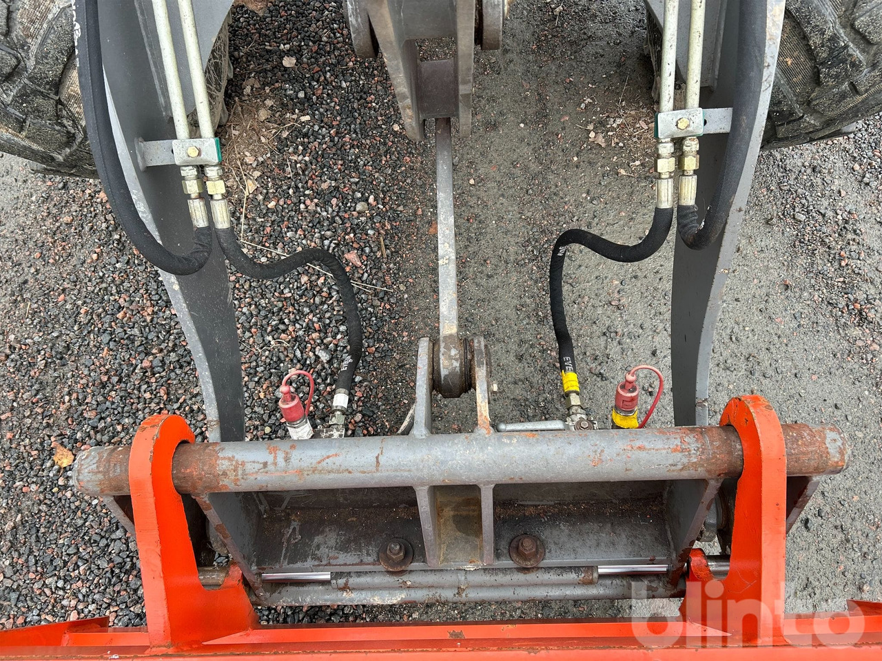 Wheel loader Everun ER12 med gafflar och planeringskopa