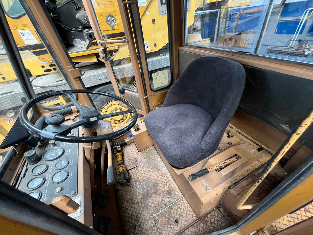 Wheel loader FURUKAWA FL90 WHEEL LOADER