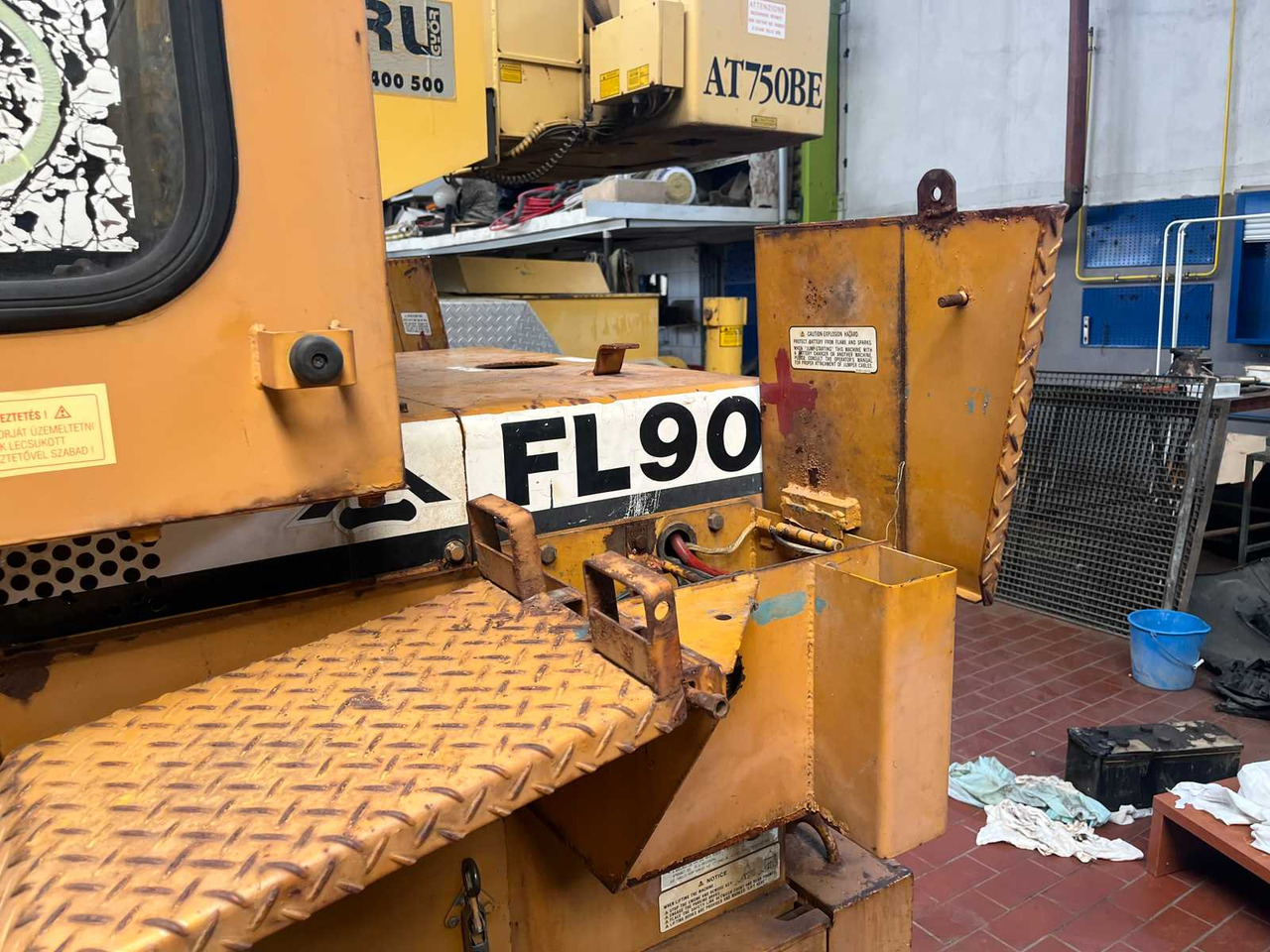 Wheel loader FURUKAWA FL90 WHEEL LOADER