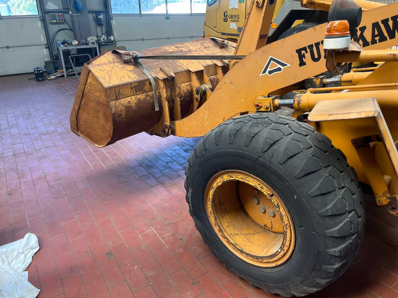 Wheel loader FURUKAWA FL90 WHEEL LOADER