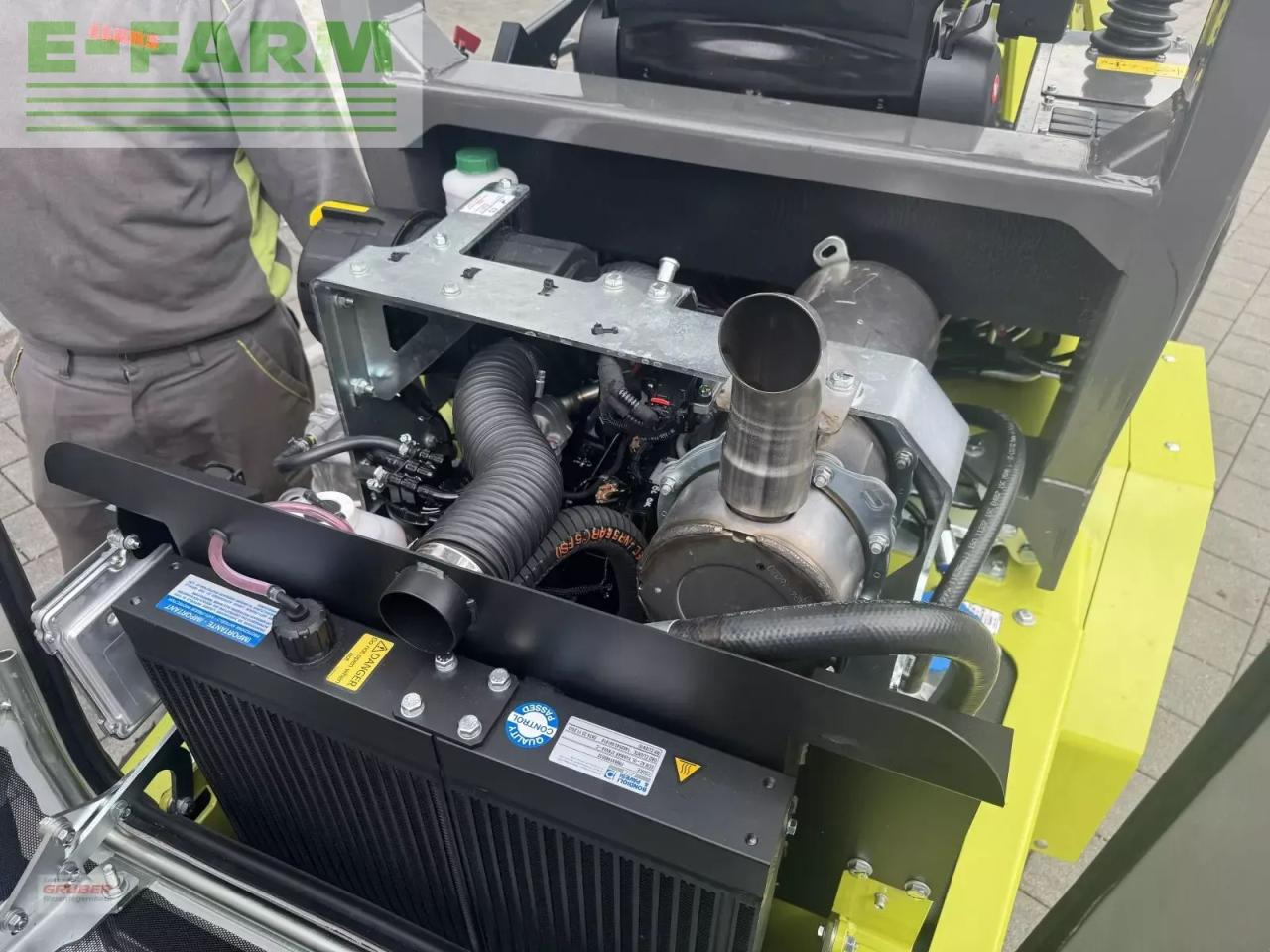 Wheel loader Fliegl 25-27 inkl. 3 anbaugeräte